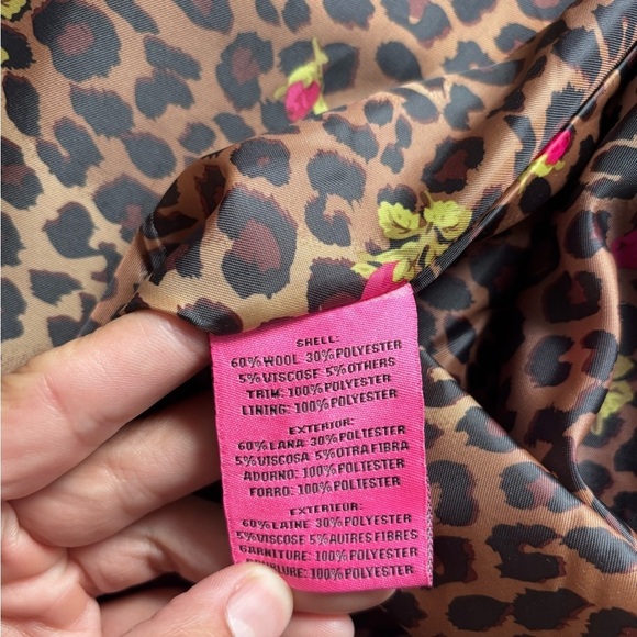 Betsey Johnson Wool blend cape jacket coat size 4 - Picture 9 of 13